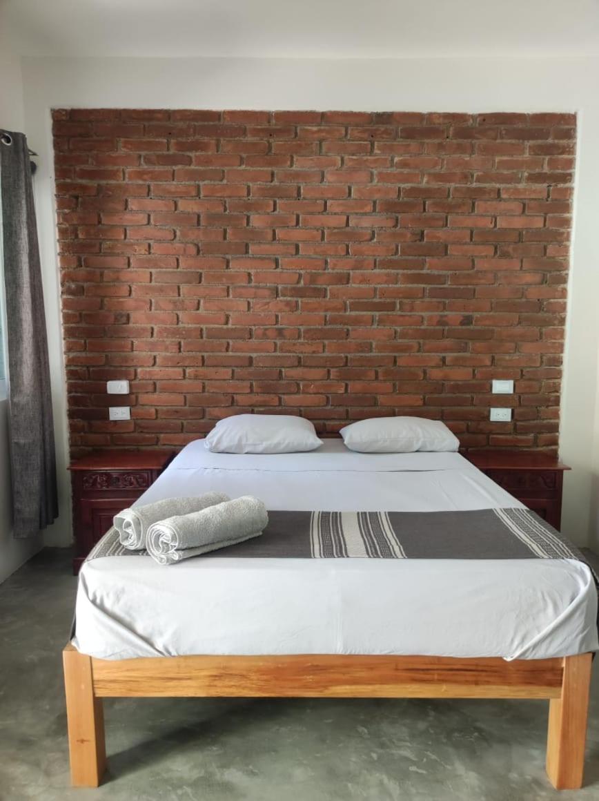 Hotel Casa Sixta A 7Min Del Aeropuerto Internacional Pmx Y 2 Cuadras Terminal Autob Ado Puerto Escondido  Zewnętrze zdjęcie